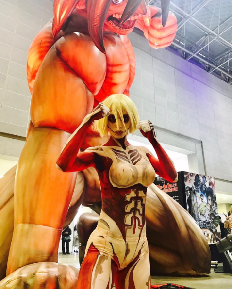 A look at the Shingeki no Kyojin displays at AnimeJapan 2017, such as the inflatable life-size Rogue Titan and cardboard stands featuring the full images of Erwin, Levi, Mikasa, and Eren’s Nanaco collaboration images (Previously seen here)!Update: Added