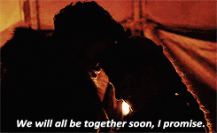 kiwikiwiandkiwi:  A long time ago, she remembered her father saying that when the cold winds blow th