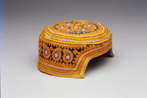 mia-asian-art: Man’s Hat, 20th century, Minneapolis Institute of Art: Chinese, South and Southeast A