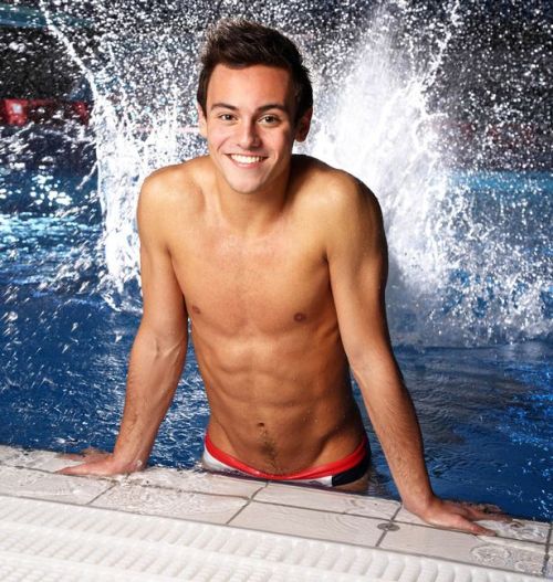 Tom Daley http://hotmusclejockguys.blogspot.com/2014/06/tom-daley.html porn pictures