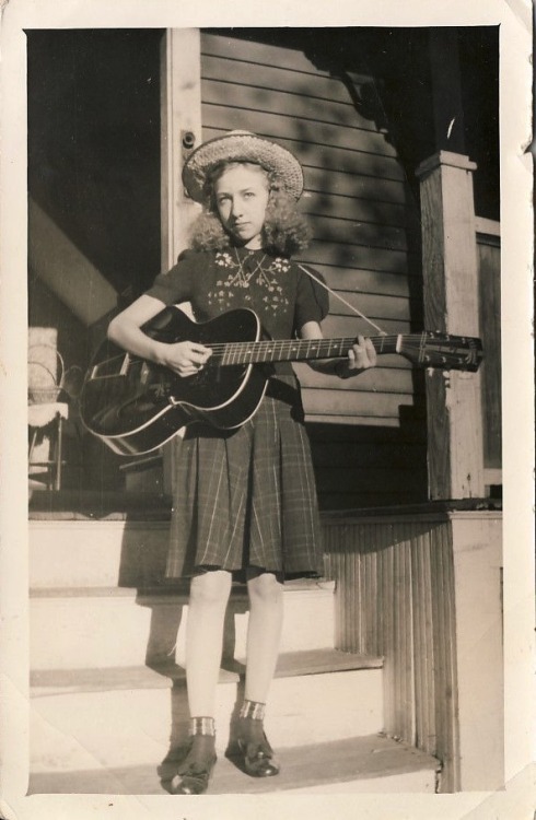 Vintage Musicians adult photos