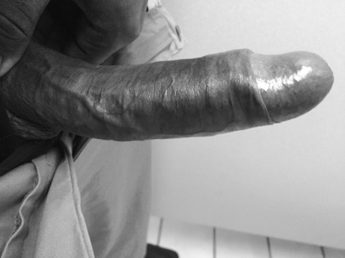 naughtyyankee:  Figured you’d like some colorless pics of my cock as well. Do you think you could deep throat me all the way? I long to see my cock disappear down a throat. I never have been taken like that. Mmmmm a throat bulge would be such a turn