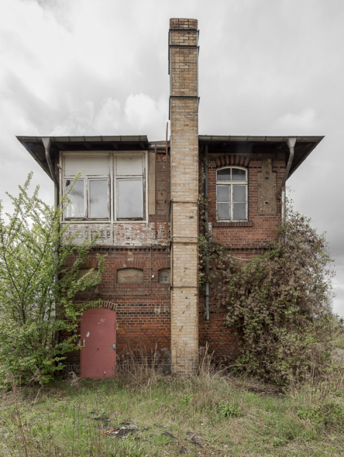 riot36:  Awaiting by Sascha Nau Leipzig got a lot of attention in the last years. Many people are visiting the city each year and many of those are deciding to stay. Buildings that were abandoned after the collapse of the GDR are now being rebuild and