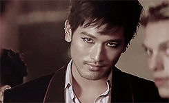 alecsbow:   “So I’m your first ever Shadowhunter, huh?” Alec said when they
