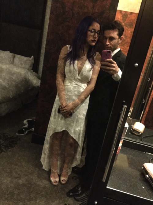 gabydunn:  Squad.   Omg is that the bisexual girl from buzz feed?