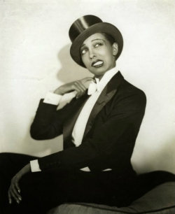 Ciao-Belle:  Josephine Baker By Studio Piaz, 1920’S