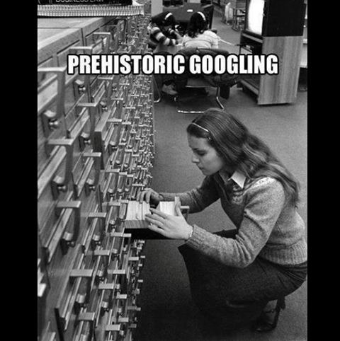 aliceindustland:  rexpistol:  …back when the government couldn’t track your search history.   Alla biblioteca nazionale di roma c’é l’archivio fatto così e una volta l’ho dovuto usare é stato così emozionante.Ma questa é un’altra storia,