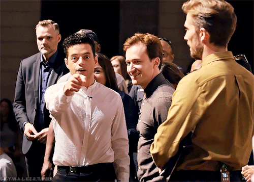s-k-y-w-a-l-k-e-r:y’all… didn’t even realize… it was a three-parter, you just waited for me to gif i