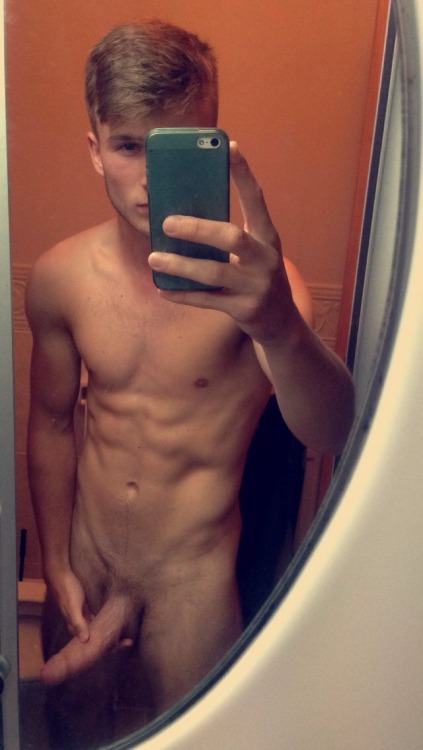 exposedamateurguys:maxberlinuniverse: maxberlinuniverse.tumblr.com OK. He is seriously hot