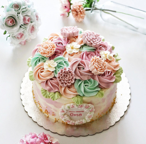 Designer Cakes | by lulukaylacupcake