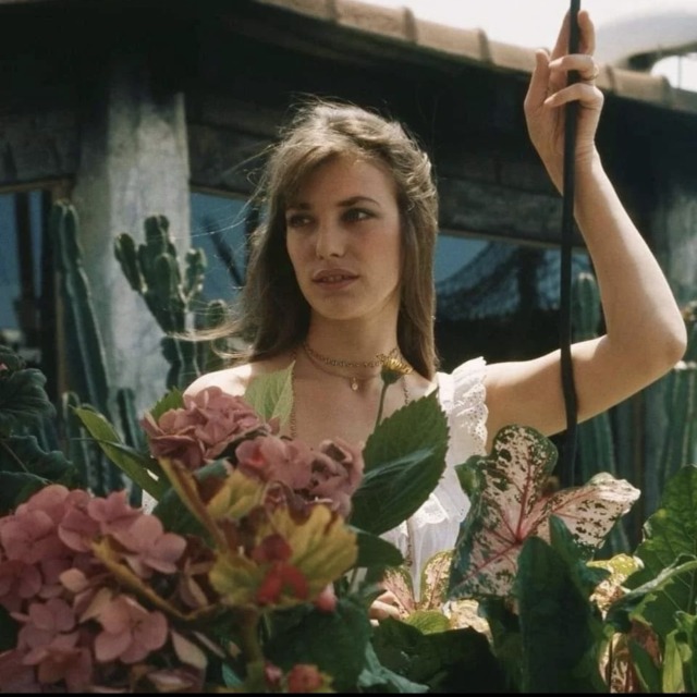 Jane Birkin🌷🌷🌷
Via @isabelfutre on Instagram🌷