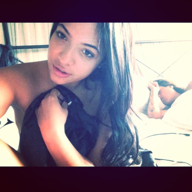 stephsdope:  Good morning @therealhazel lol 😁 