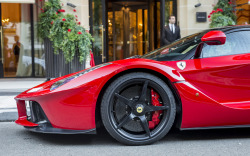 itcars:  Ferrari LaFerrari Image by Paul SKG