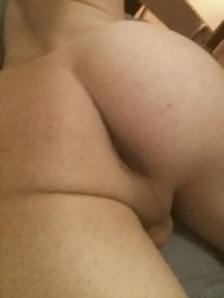 carsbigasbars:  I like to call these the “Eat me out” positions. Really convenient for that, what with my ass in your face and all. 