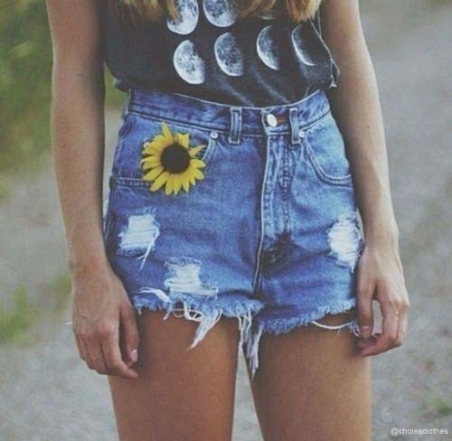 choiesclothes:  Choies Denim Shorts With Tassel Detail @ choiesclothes 