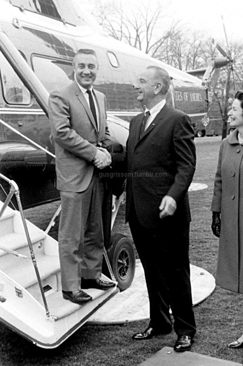 gusgrissom: Gus Grissom and President Johnson at the White House, March 1965 Bonus: