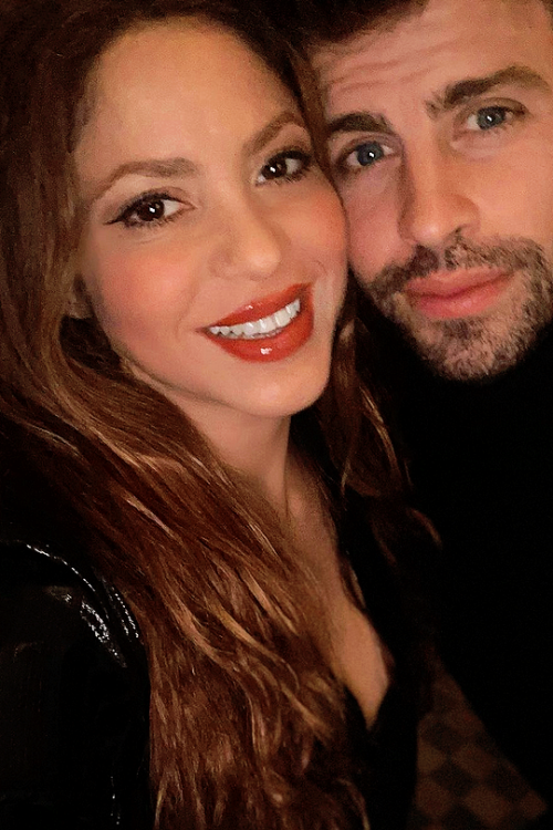 shakiradaily:  SHAKIRA and GERARD PIQUÉ ↳ Feliz día de San Valentin! Happy Valentine’s Day!