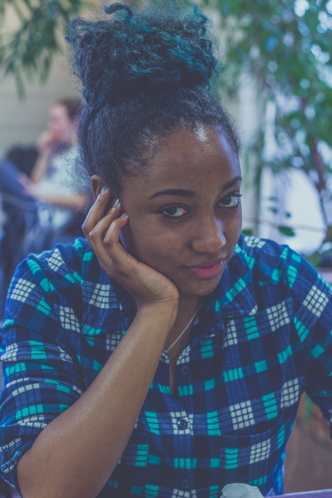 karl-shakur:  Lunch With Friends by Karl-Shakur