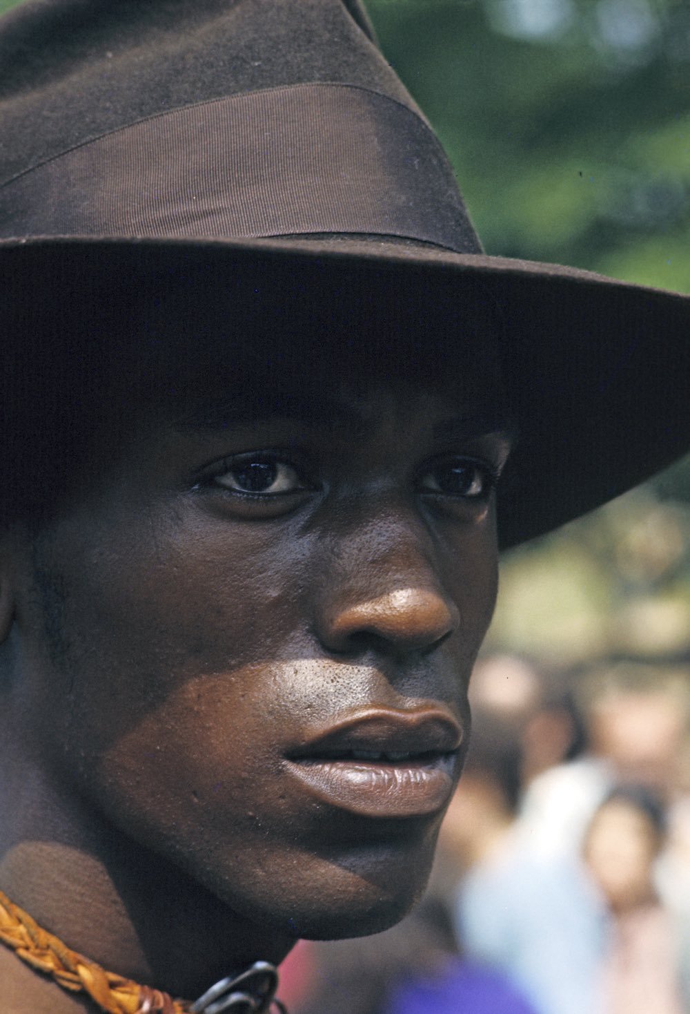 afewacresofsnow:From a Paris Match issue on Harlem in 1970. Jack Garofalo photographed