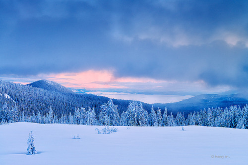 XXX y0-its-d0e:  Sunset at Crater Lake Natoinal photo