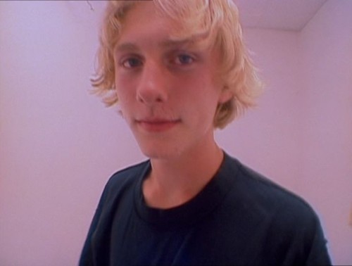 I Love Gnaw And Black Hair By Alex G HELP ITS AN ADDICTION I CANT STOP LISTENING TO IT :*(