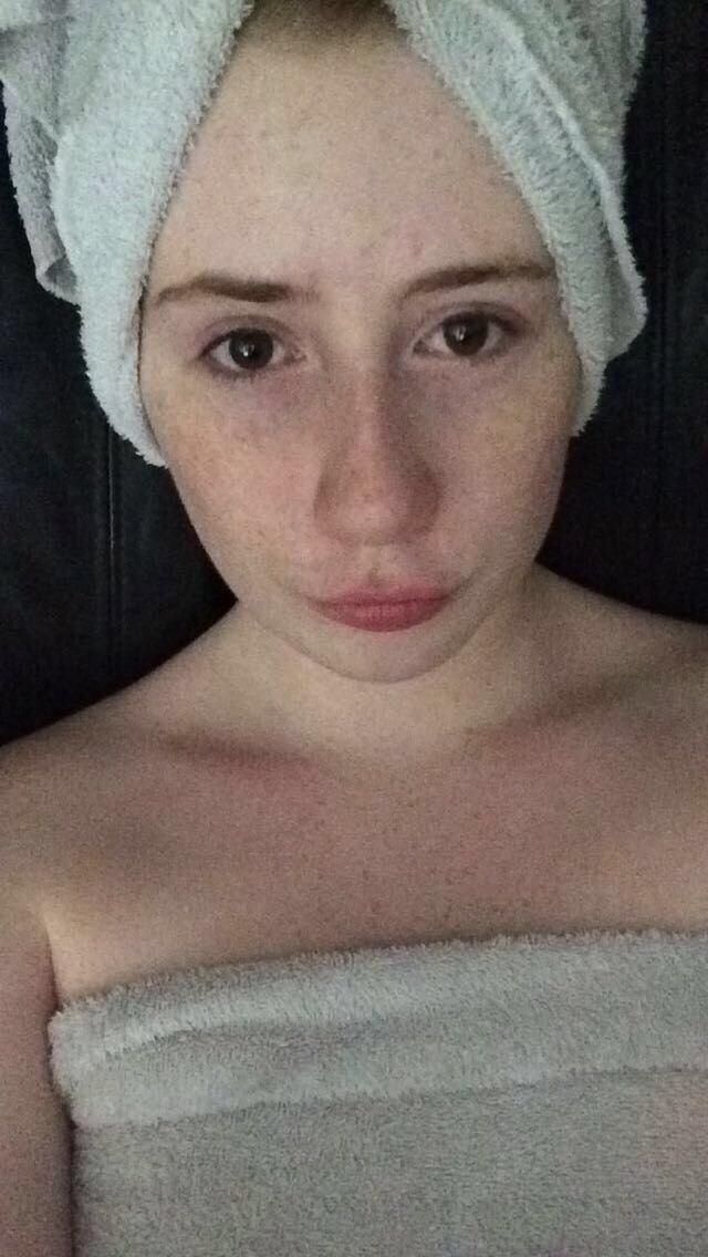 iswearimnotnaked:  i’m sorry but….my makeup skills….like….how did i get to