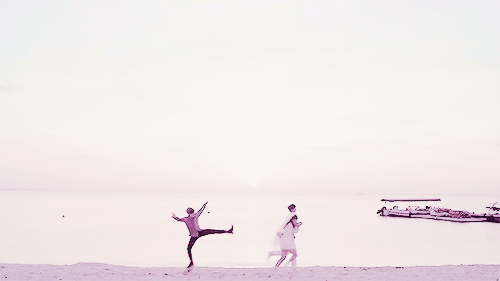 mochiwon:  Akmu’s Give Love + Space ♡ 