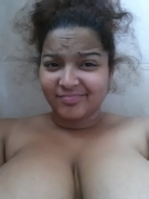 iluvbigtitties