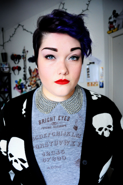 mmoldypeach:mmoldypeach:Hey tumblr my hair’s lookin pretty crazy todayis this really still going aro