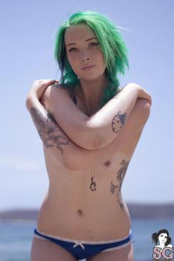 inked-girls-all-day:  Pebblezink Suicide