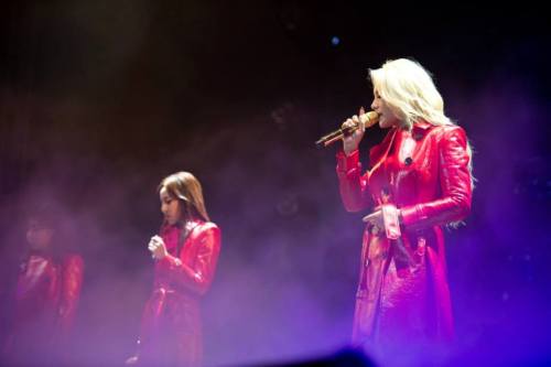 [OFFICIAL] 140807 2NE1 in Myanmar, GALAXY Stage Source: Samsung Myanmar’s facebook