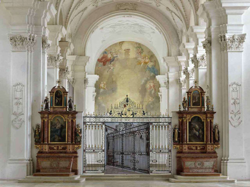 asylum-art:  Barock byRenate Buserat the Bellelay Abbey Foundation Protagonist of this year’s edition of the Bellelay Abbey annual art exhibition, Swiss artist Renate Buser presents Barock – a monumental photographic installation that celebrates