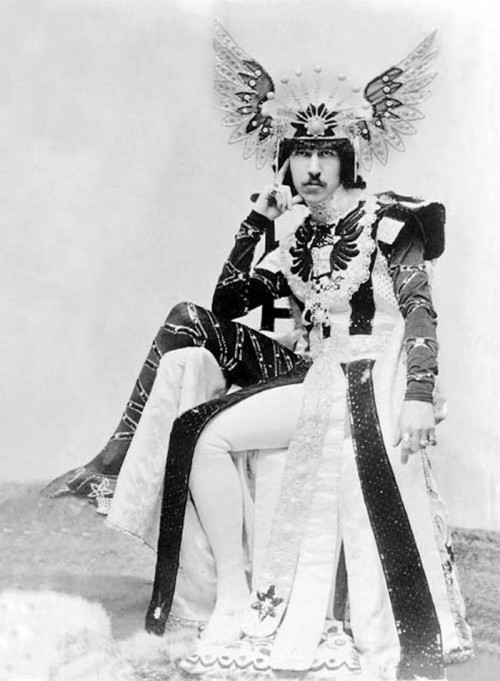 1bohemian: Henry Cyril Paget, the 5th Marquess of Anglesey, circa 1900