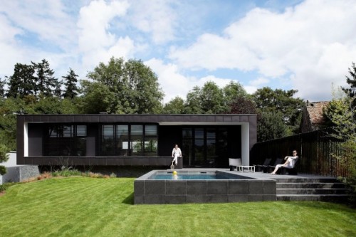 throughjo:  on black aluminium texture… C House by Lode Architecture [(http://www.contemporist.com)] 