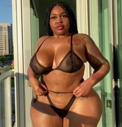 princejazziedad:DeliciouslySexy. Wide Hips. BootiDelicious. Mami.Ms Mya_Curves &hellip;&hellip;&hellip;&hellip;