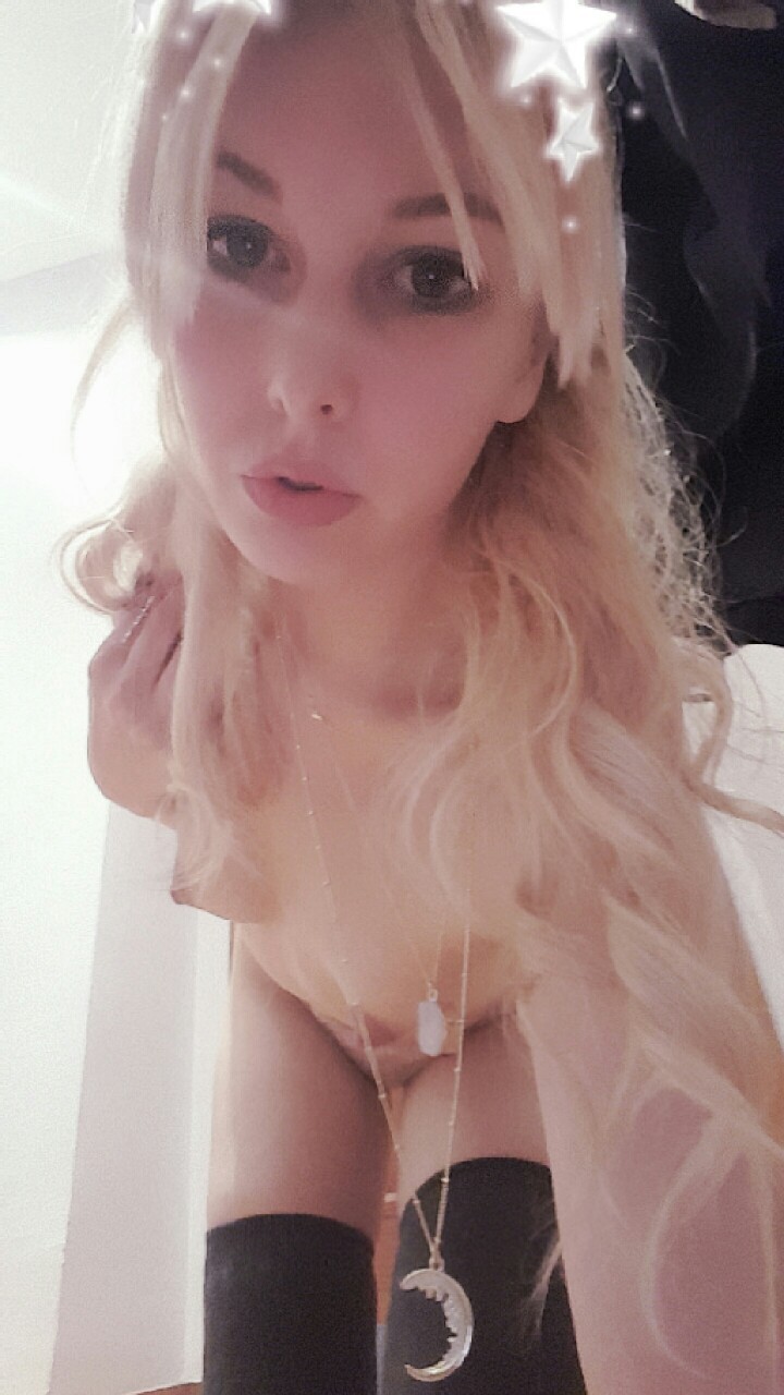 la-loup:  Nymph