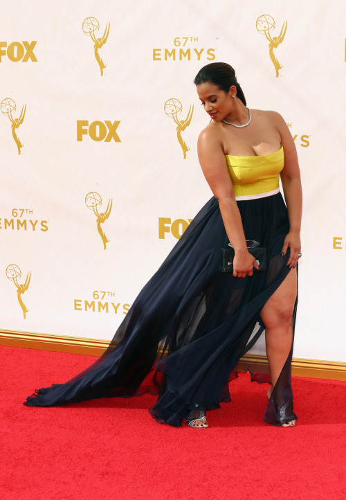 celebritiesofcolor:  Dascha Polanco attends the 67th Annual Primetime Emmy Awards at Microsoft Theater on September 20, 2015 