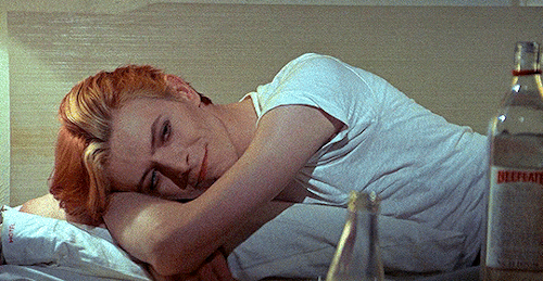 daisydriver: David Bowie in The Man Who Fell to Earth (1976) 