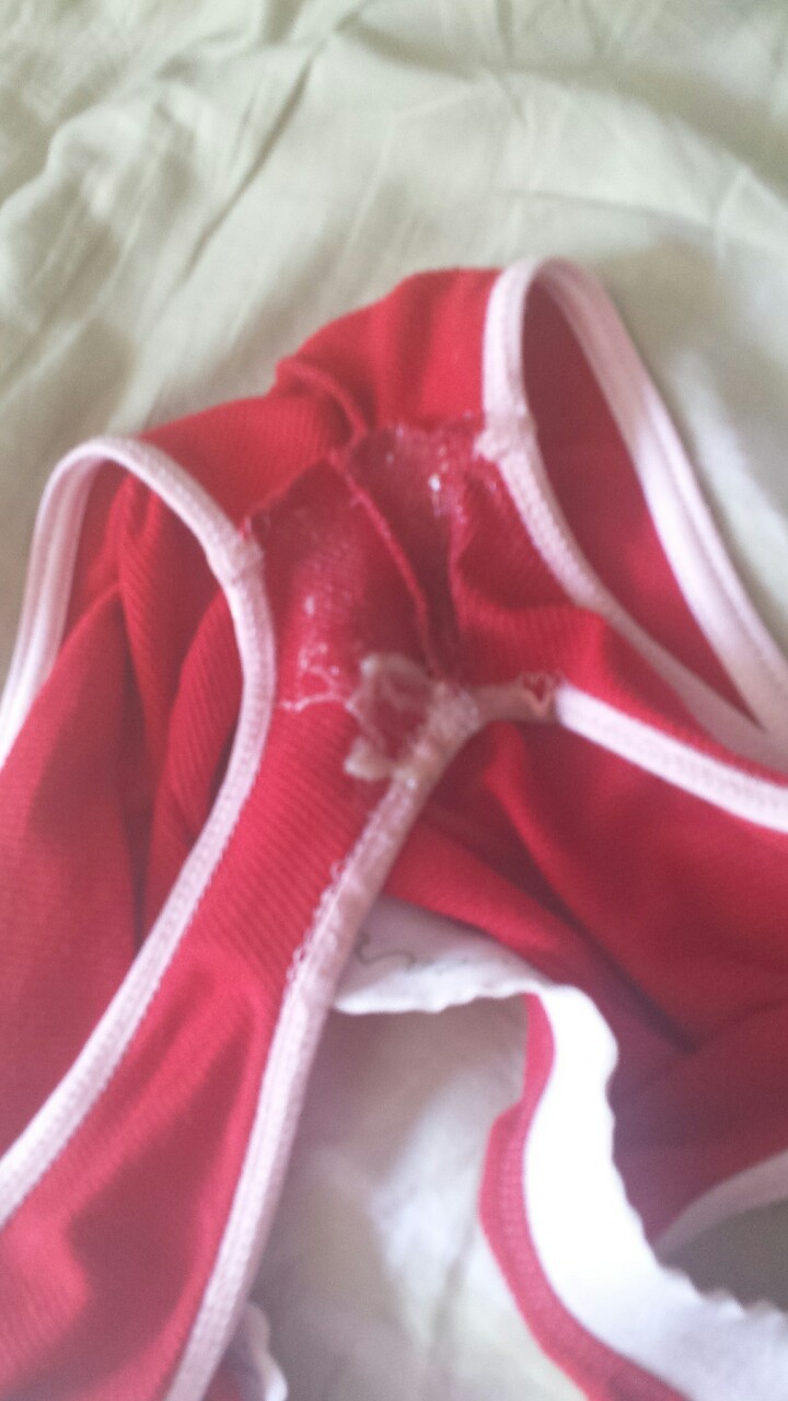 lollamar:  @derricksellschicago damn you got that wet 😩👅