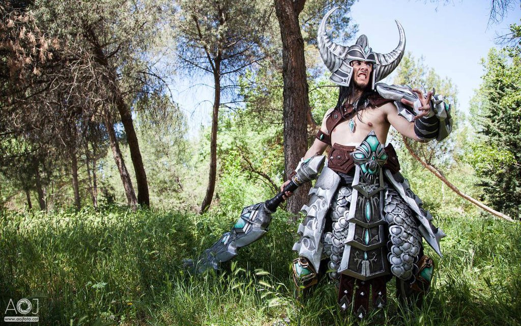 a-minion-has-been-slain:  Ashe and Tryndamere