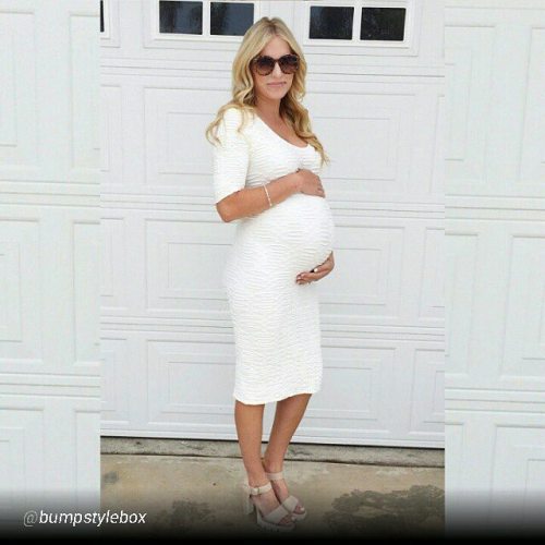 #TBT one of our favorite looks on style blogger @krista.horton We have this dress year round! Sign u