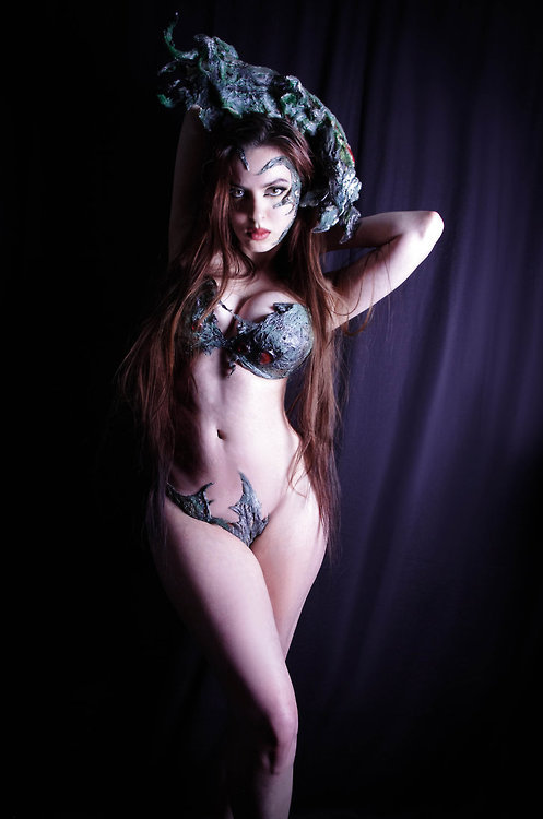 Source : http://sexykosplay.tumblr.com/