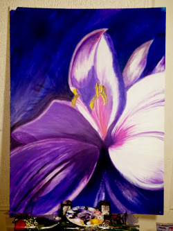 kenobi-wan-obi:  my mom loves flowers so I painted her one &lt;3 (but am not a painter doe)