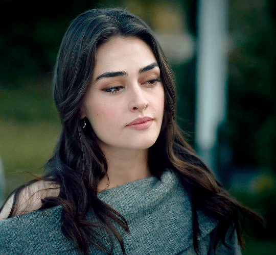 bad0e5e9e17d5246c7d687b290cc481b9ce35bff.gif