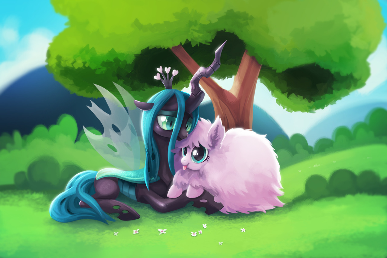 askflufflepuff:  Fluffle Puff and Queen Chrysalis by TsaoShin I love this.It’s