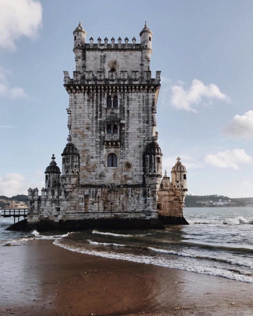 myfairylily:The Belém Tower (Torre de Belém, Lisbon, Portugal), built in the 16th century as a fort 