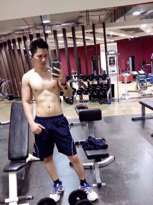 amateurlads:  Want more amateur lads? Follow me here:www.amateurlads.tumblr.com Be featured on my blog to thousands of people by sending your picture(s) here. Or email your naughty pictures to: amateurlads@gmail.com