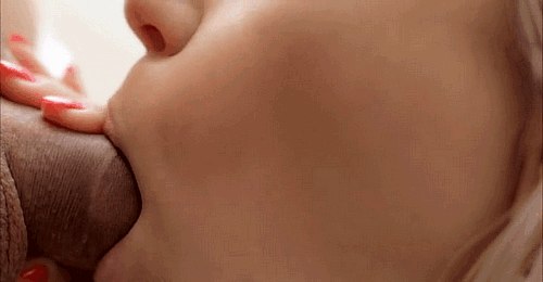 lips-dicks-n-clits:  A fine example of a woman bringing out the best in a man !