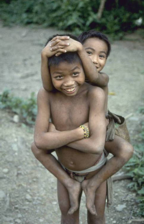 philippinespics: Buhid people, Mindoro island, Philippines