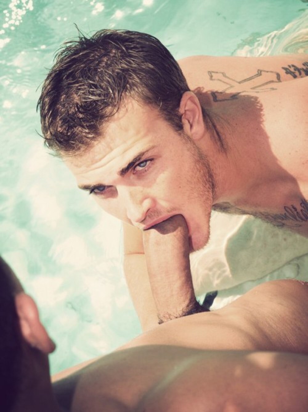 Look at those eyes! Follow me at http://unzip-your-blue-jeans.tumblr.com Follow me